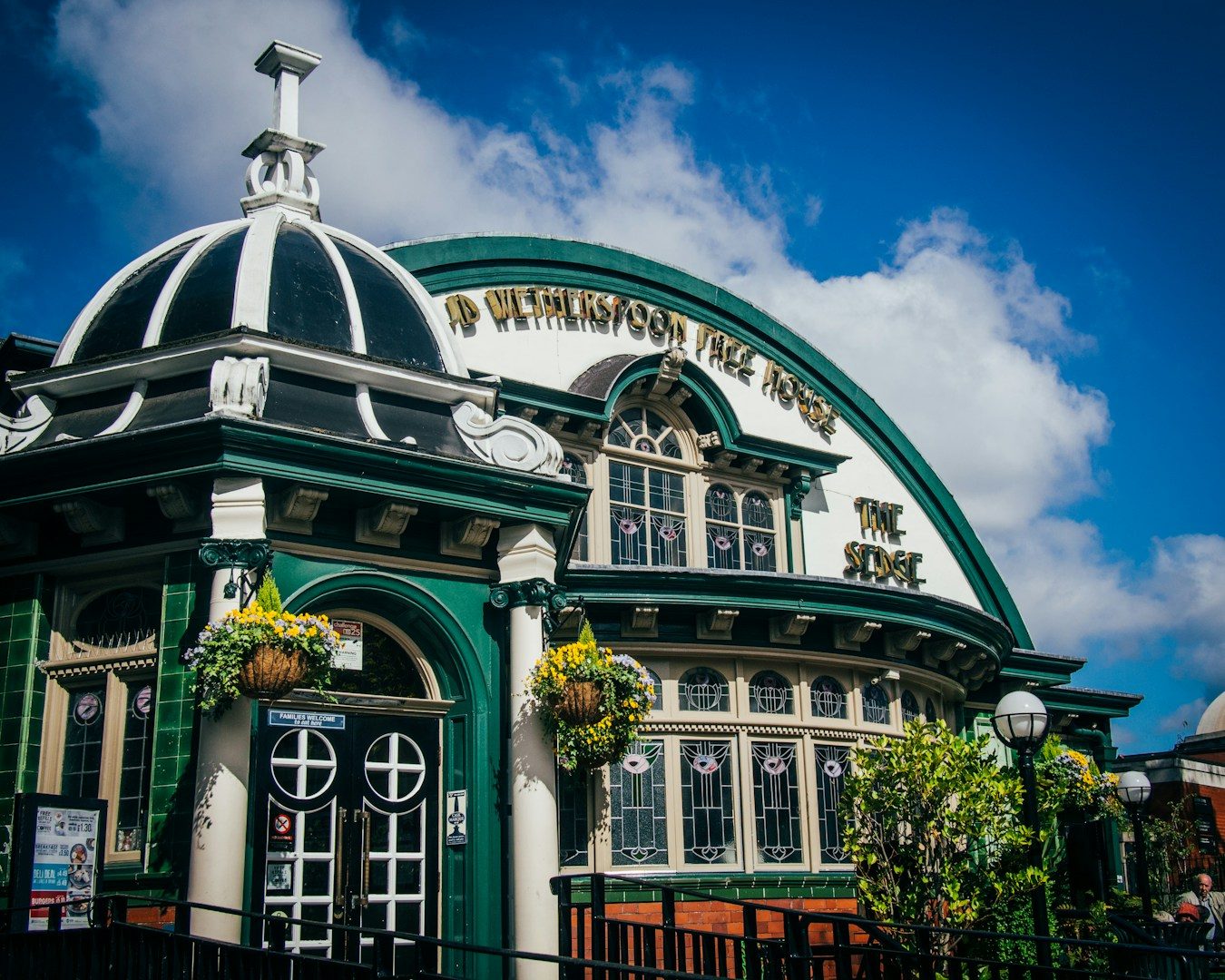 JD Wetherspoons Shop Front Repairs